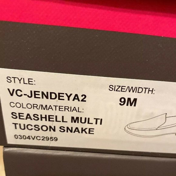 Women's Vince Camuto Snake Skin Flats Size 9 NIB - Picture 7 of 9